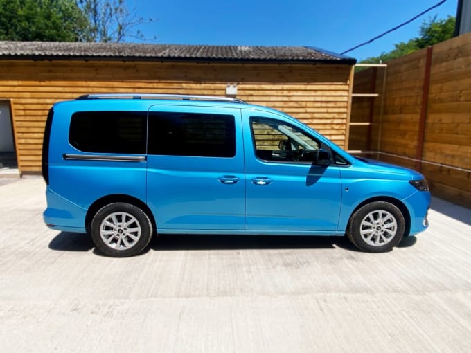 2025 Ford Grand Tourneo Connect