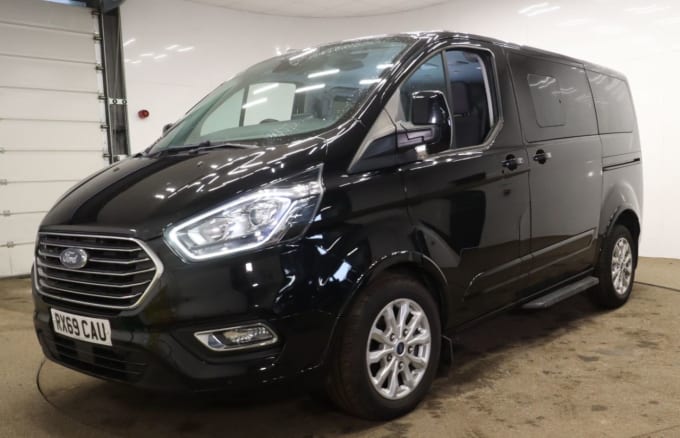 2025 Ford Tourneo Custom