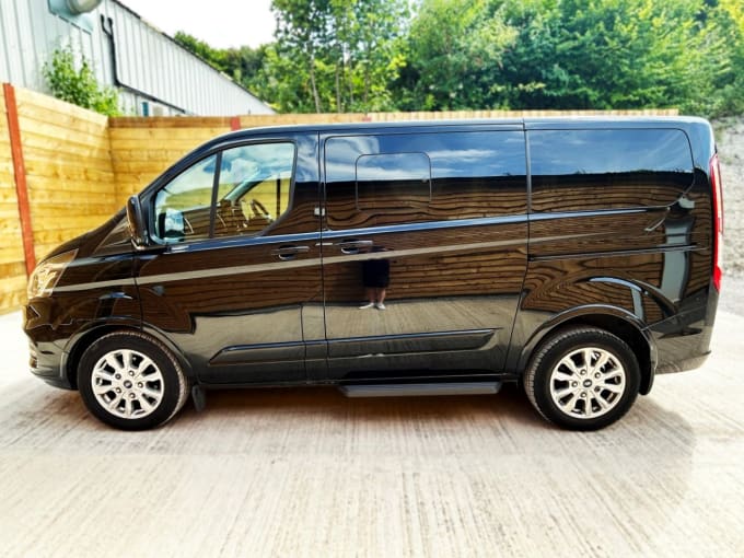 2025 Ford Tourneo Custom