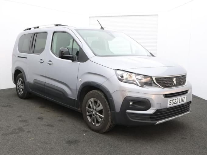 2025 Peugeot Rifter