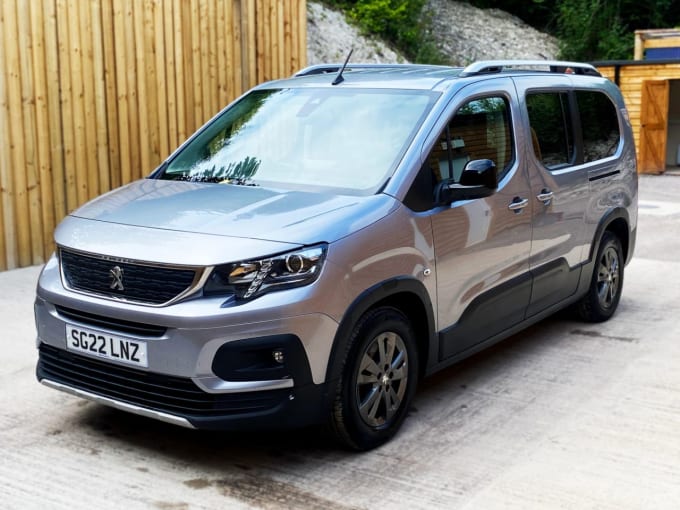 2025 Peugeot Rifter