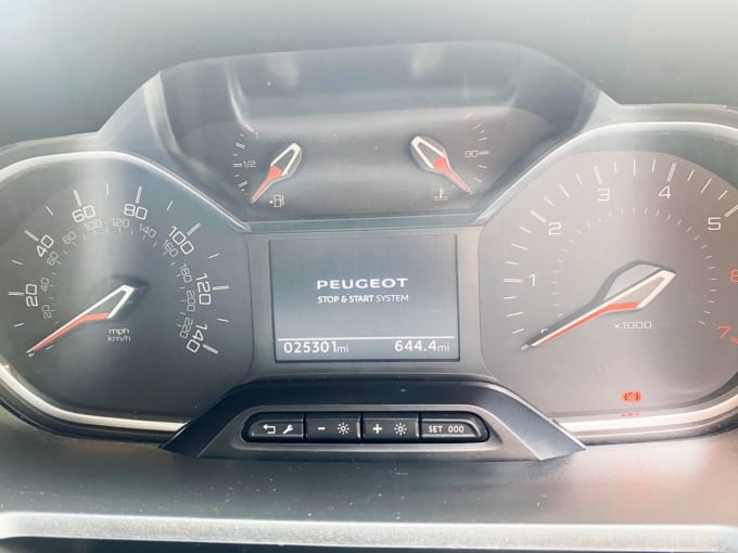 2025 Peugeot Rifter