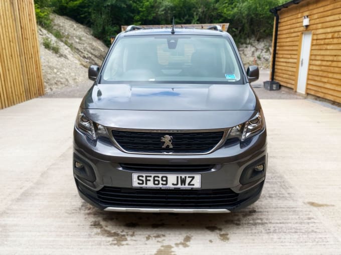 2025 Peugeot Rifter