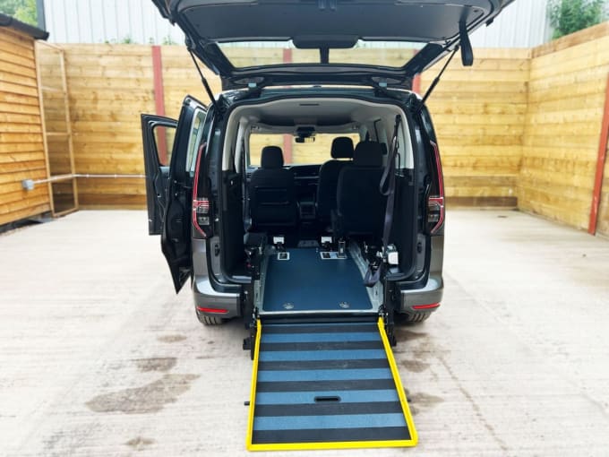 2025 Volkswagen Caddy Life