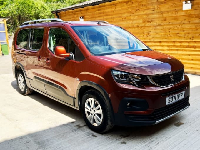 2025 Peugeot Rifter