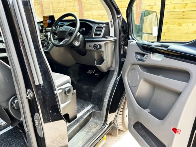 2025 Ford Tourneo Custom