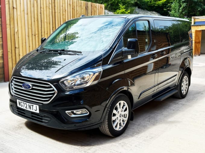 2025 Ford Tourneo Custom