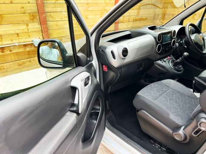 2025 Peugeot Partner Tepee