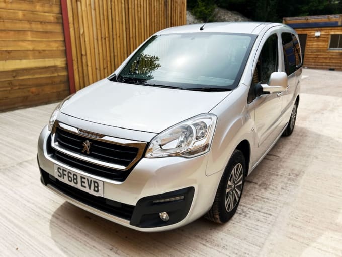 2025 Peugeot Partner Tepee