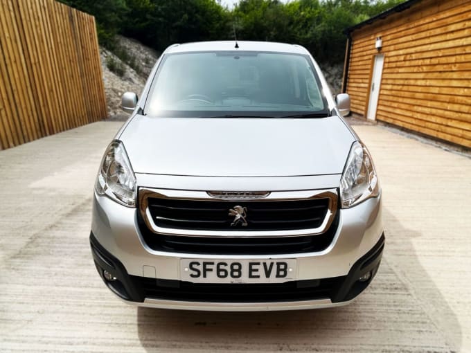 2025 Peugeot Partner Tepee