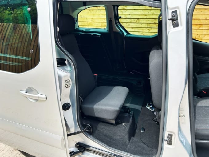 2025 Peugeot Partner Tepee