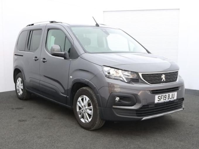 2025 Peugeot Rifter