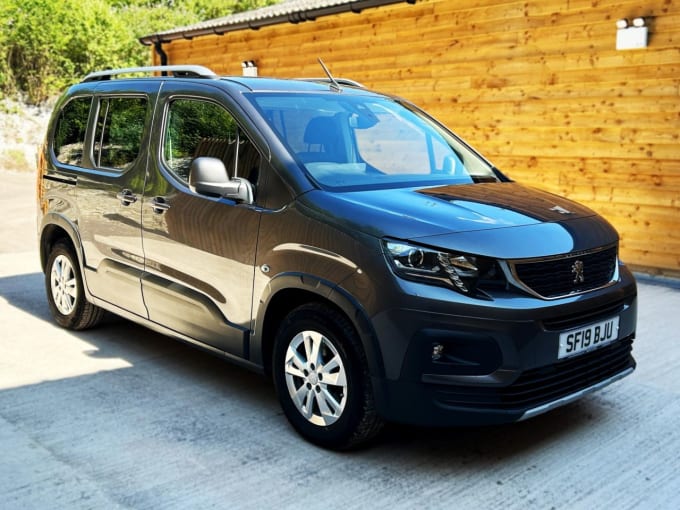 2025 Peugeot Rifter
