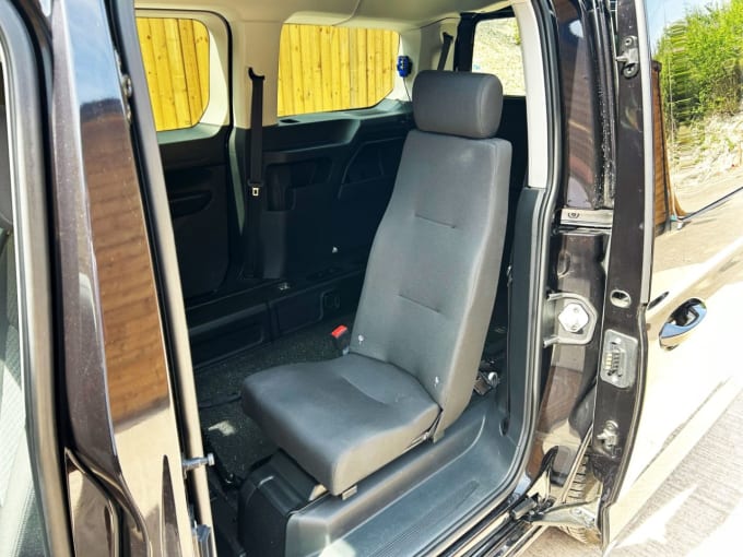 2025 Ford Grand Tourneo Connect