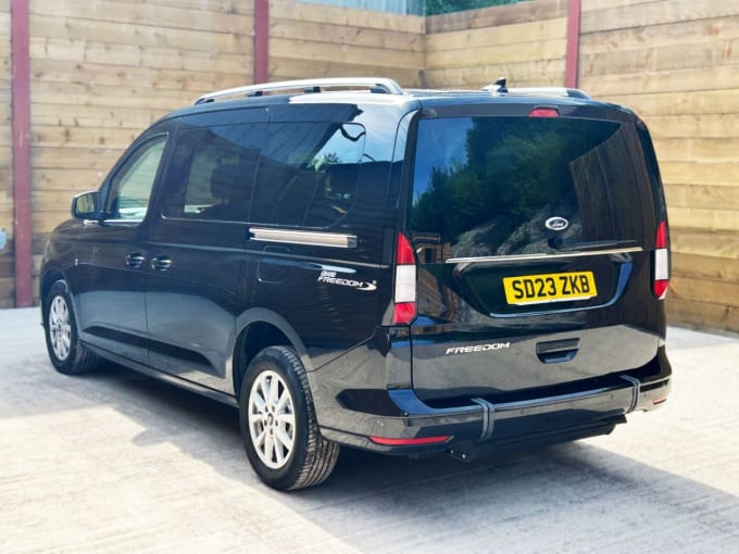 2025 Ford Grand Tourneo Connect
