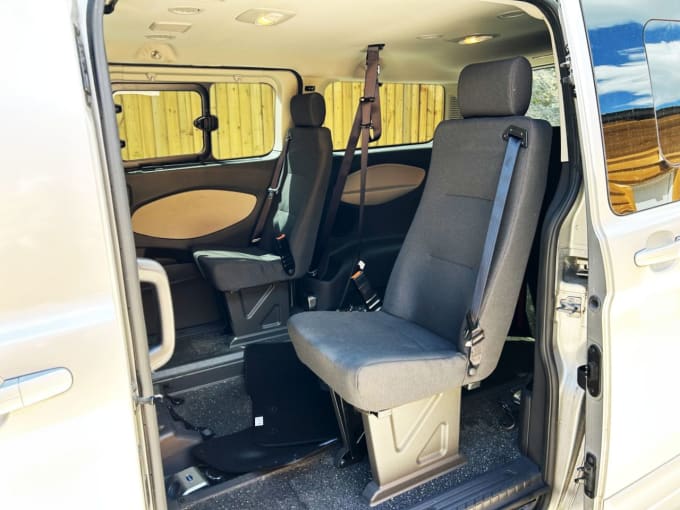 2025 Ford Tourneo Custom