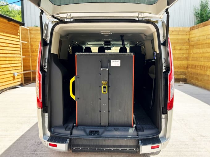 2025 Ford Tourneo Custom