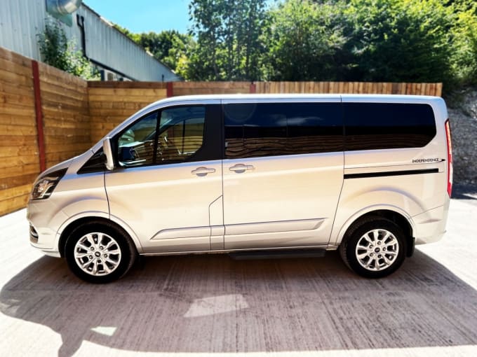 2025 Ford Tourneo Custom