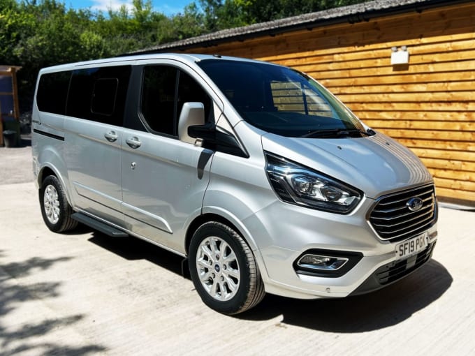 2025 Ford Tourneo Custom