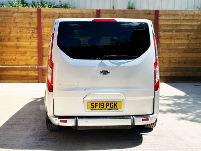2025 Ford Tourneo Custom