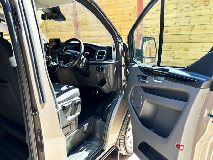 2025 Ford Tourneo Custom