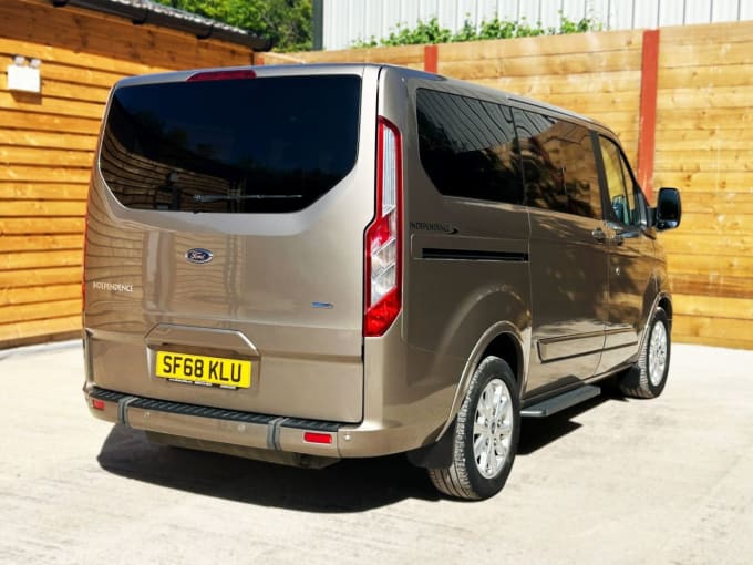 2025 Ford Tourneo Custom