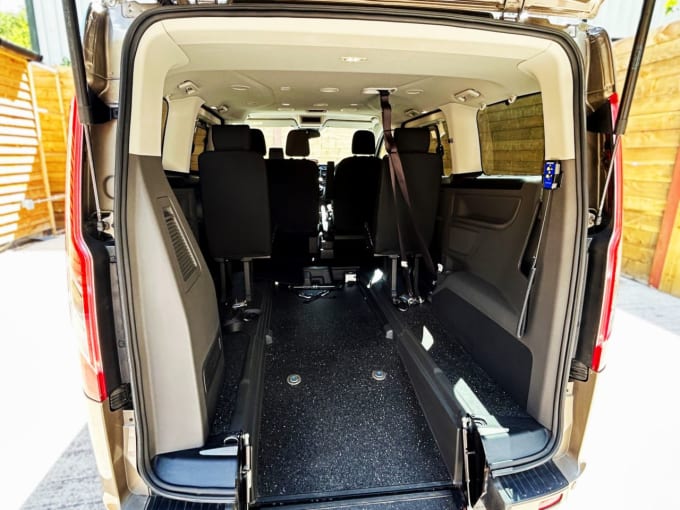 2025 Ford Tourneo Custom