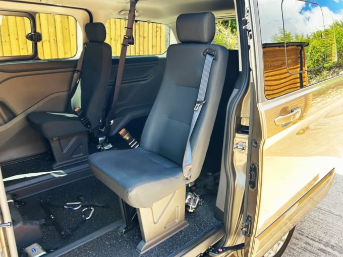 2025 Ford Tourneo Custom