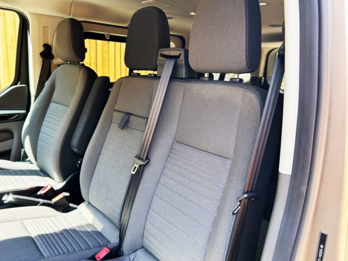 2025 Ford Tourneo Custom