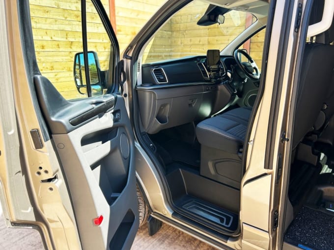 2025 Ford Tourneo Custom