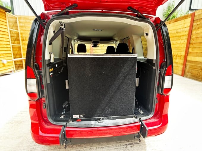 2025 Ford Tourneo Connect