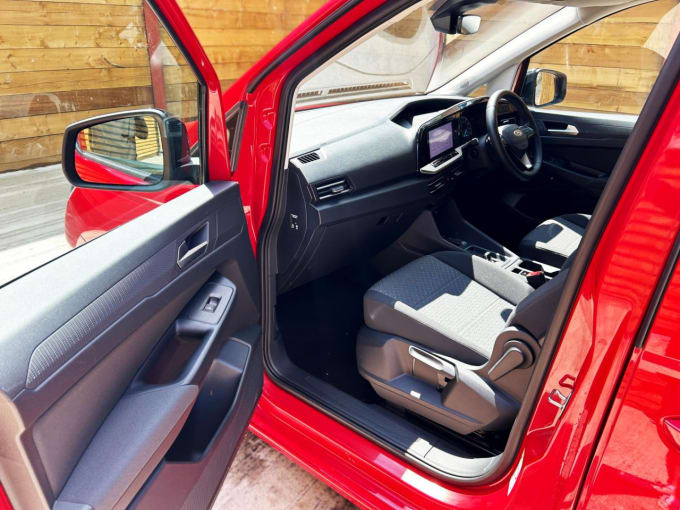 2025 Ford Tourneo Connect