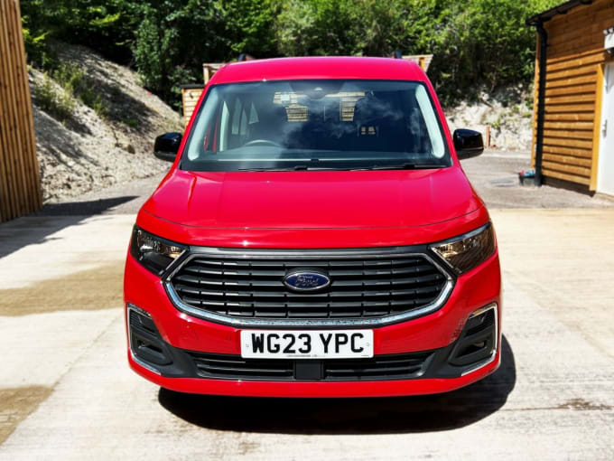 2025 Ford Tourneo Connect