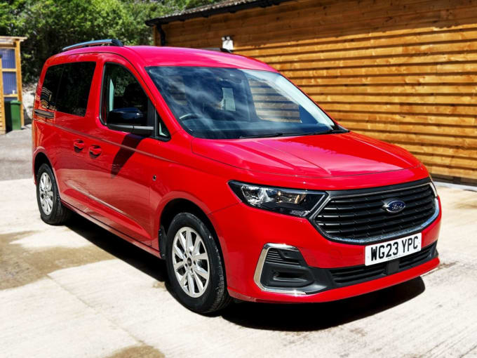 2025 Ford Tourneo Connect