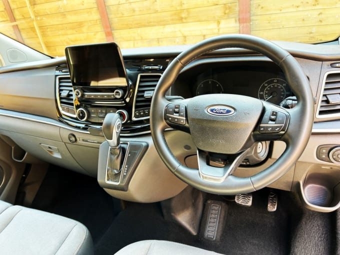 2025 Ford Tourneo Custom