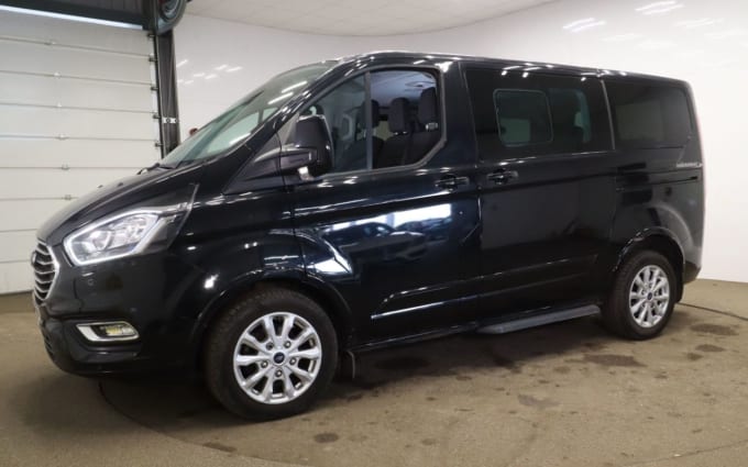 2025 Ford Tourneo Custom