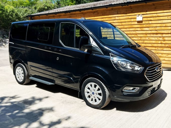 2025 Ford Tourneo Custom