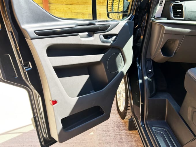 2025 Ford Tourneo Custom