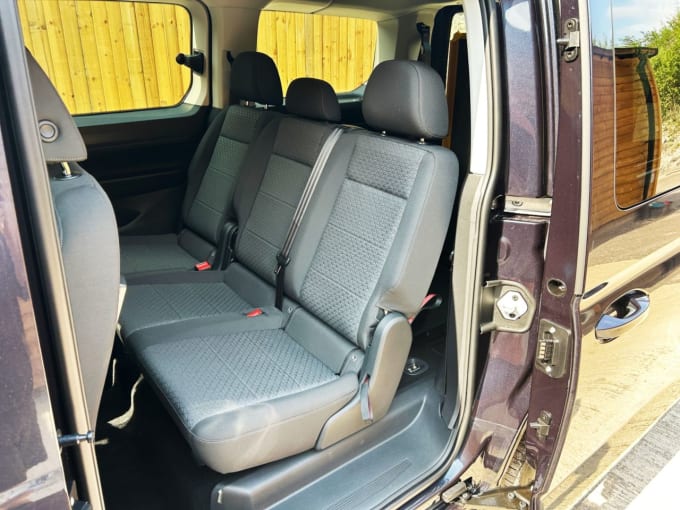 2025 Ford Grand Tourneo Connect