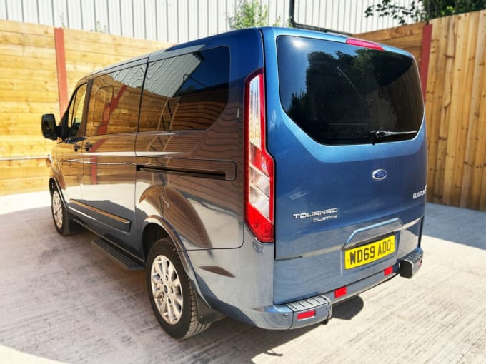 2025 Ford Tourneo Custom