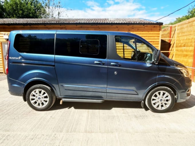 2025 Ford Tourneo Custom