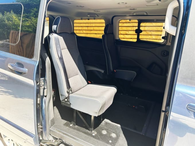 2025 Ford Tourneo Custom