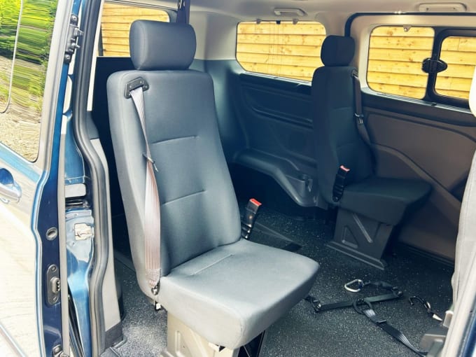 2025 Ford Tourneo Custom