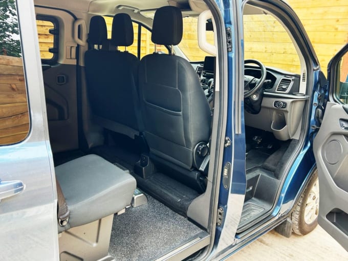 2025 Ford Tourneo Custom