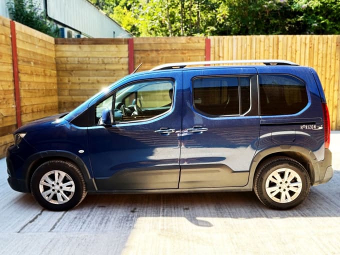 2025 Peugeot Rifter