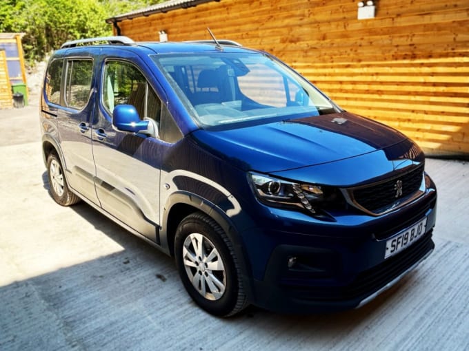 2025 Peugeot Rifter