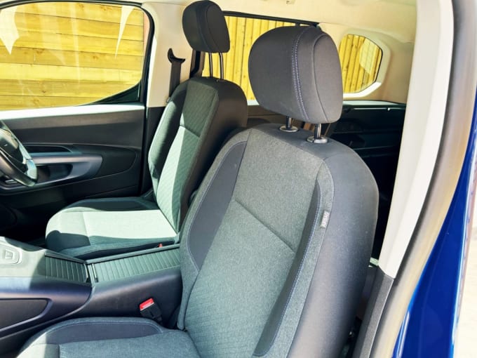 2025 Peugeot Rifter