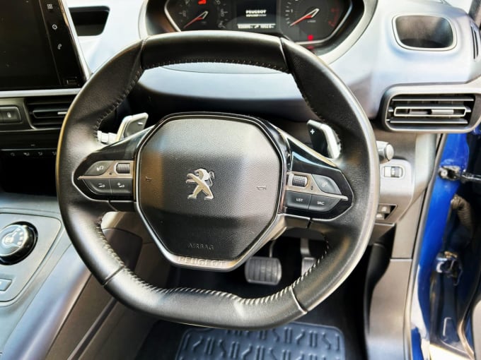 2025 Peugeot Rifter