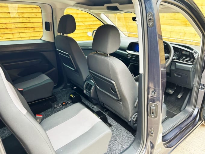 2025 Ford Grand Tourneo Connect