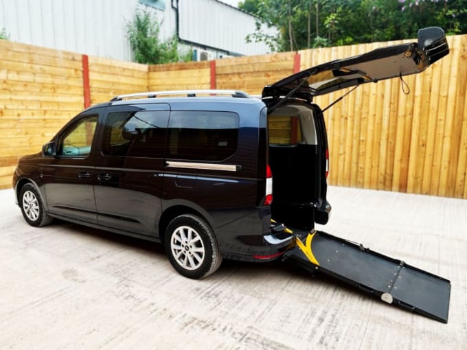 2025 Ford Grand Tourneo Connect